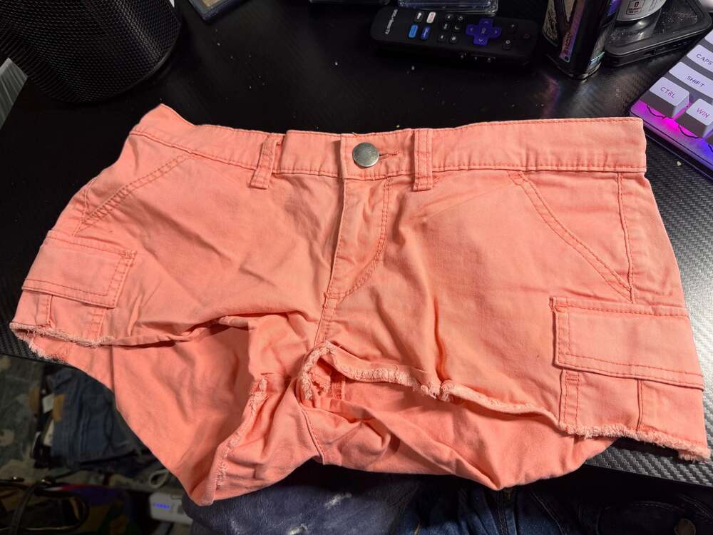 Mudd Coral Cargo Shorts Size 9